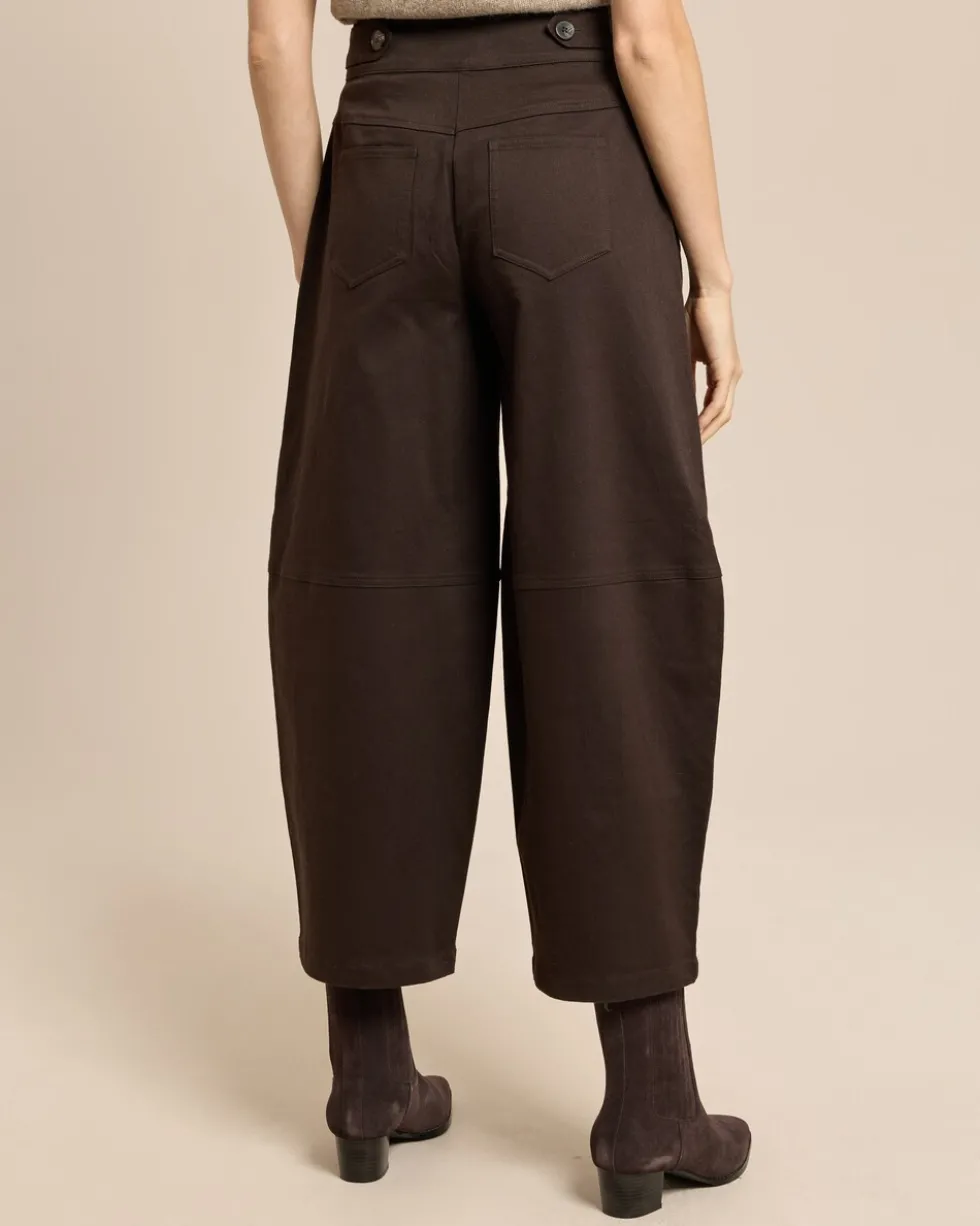 Barelleg Hose mit Bunddetail
