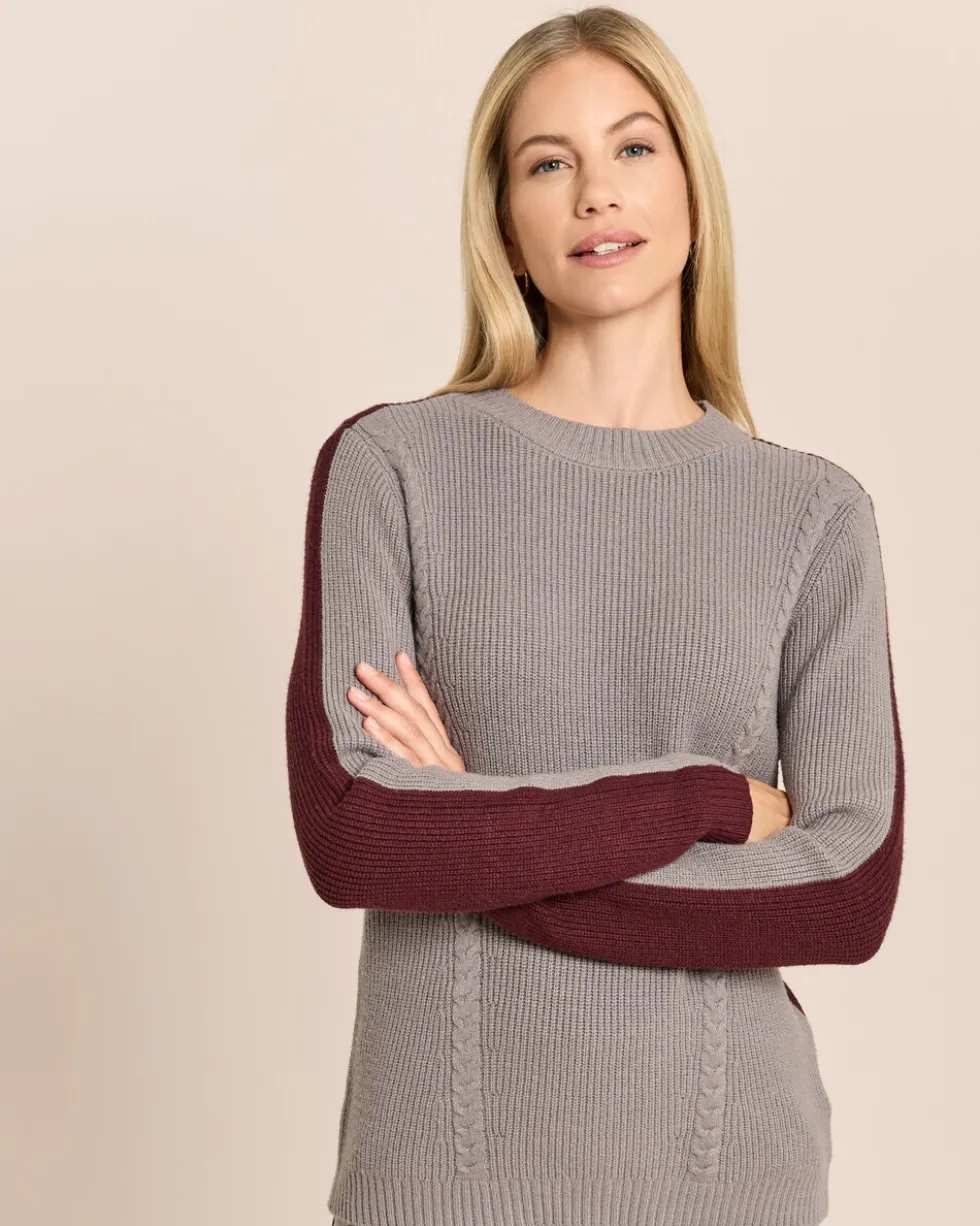 Bicolor Pullover mit Zopfmuster
