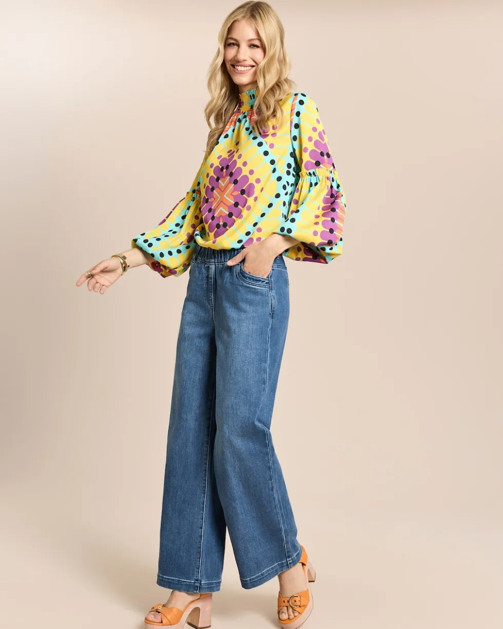 Bluse mit gesmoktem Kragen und Ärmelsaum
