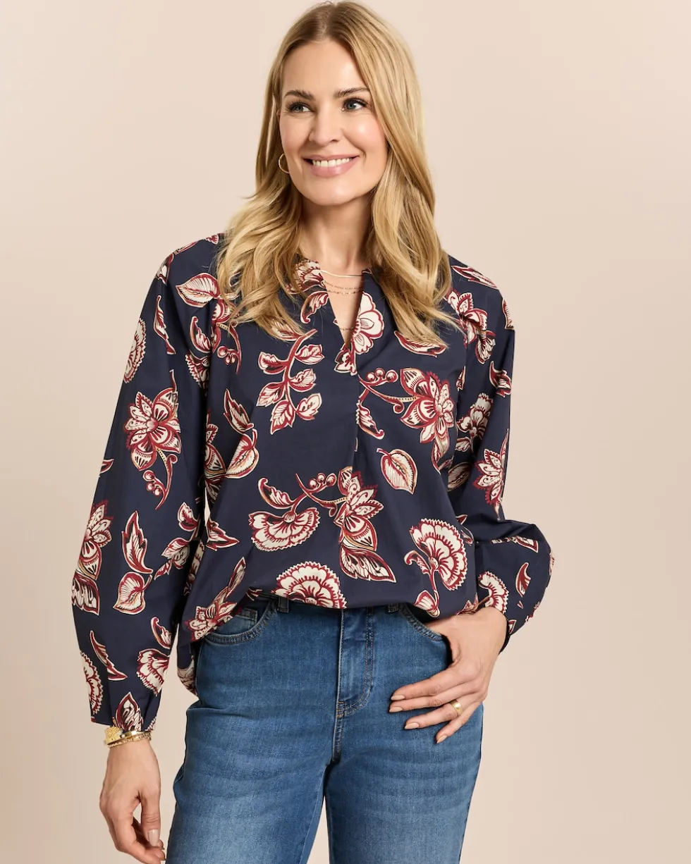 Bluse mit Kelchkragen