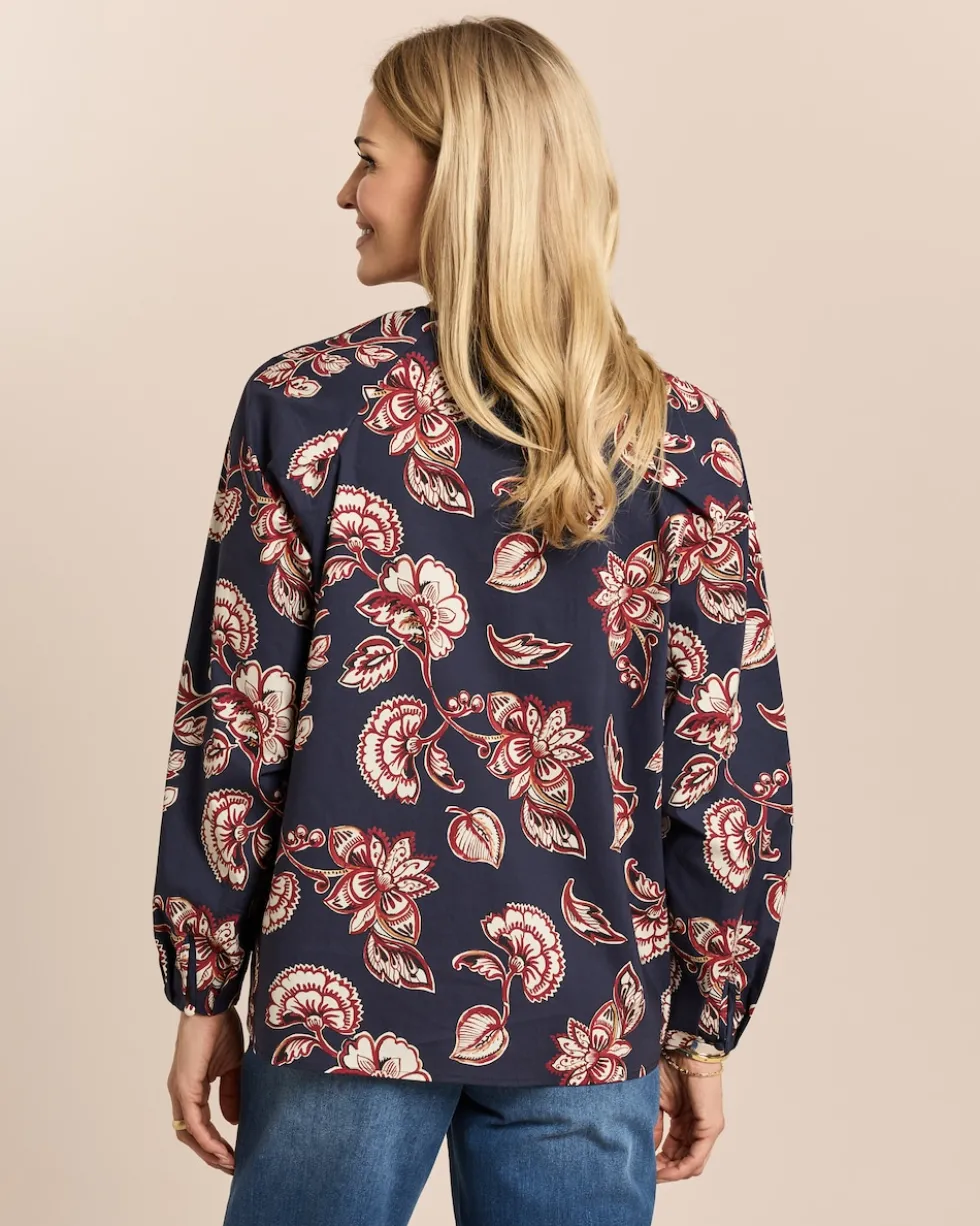Bluse mit Kelchkragen