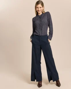 Bluse mit Kontrast