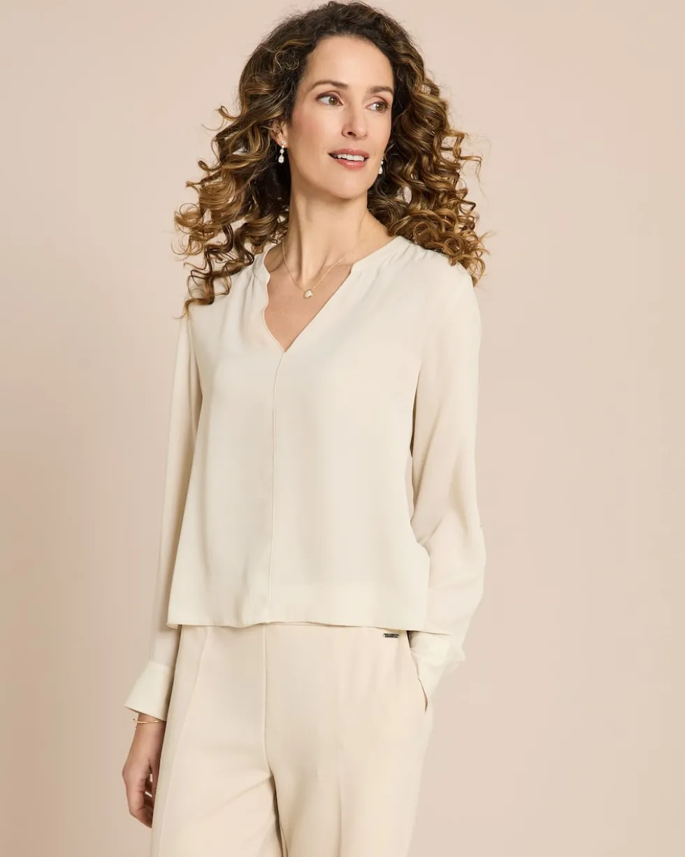 Bluse mit Ziernähten
