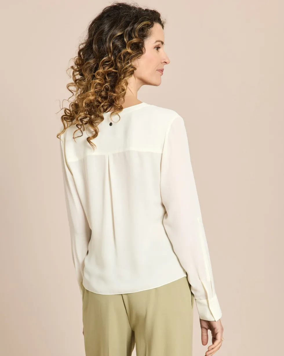 Bluse mit Ziernähten