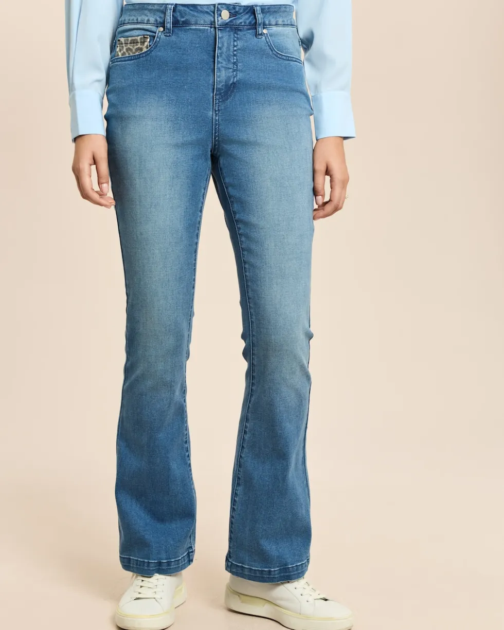 Bootcut Jeans mit Leo-Detail
