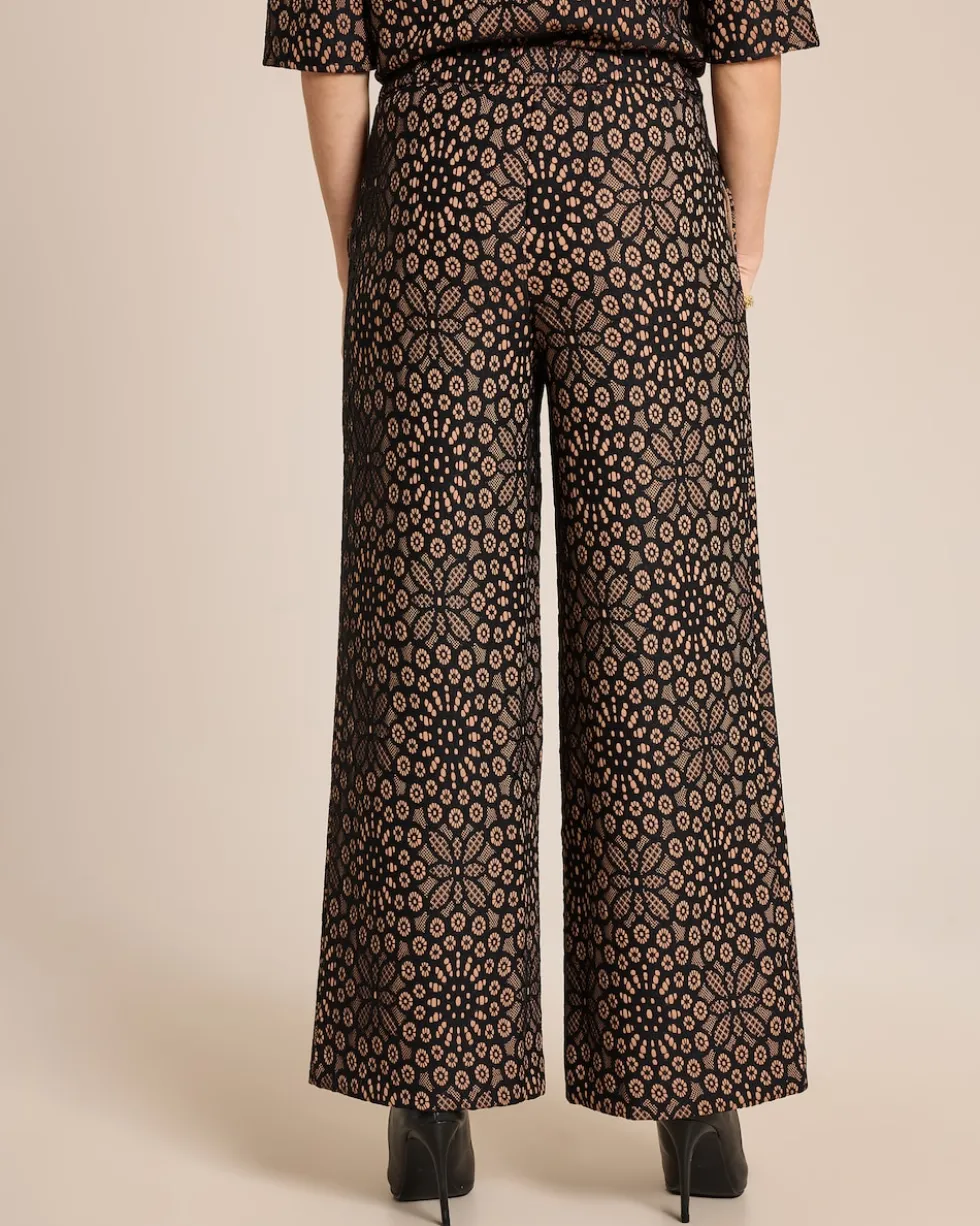 "Couture" Hose mit Scuba Spitze