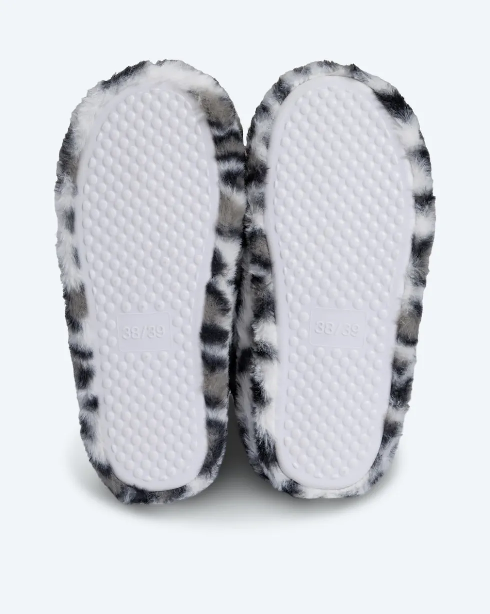 Hausboots in Kaninchenfell-Optik