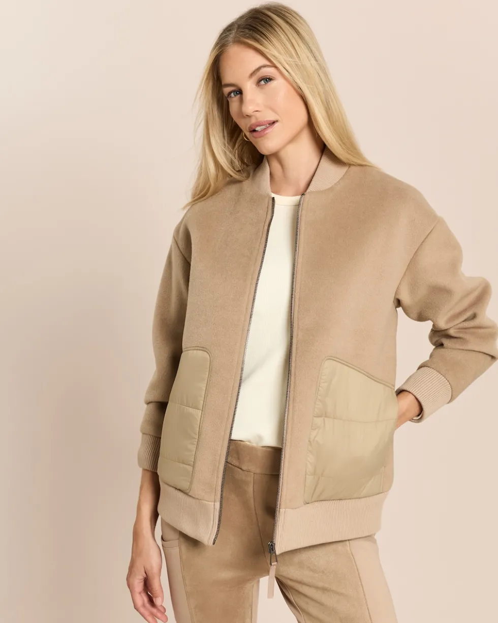 Jacke in Wolloptik mit Stepptaschen