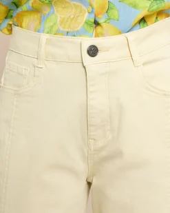 Jeanshose mit Teilungsnaht