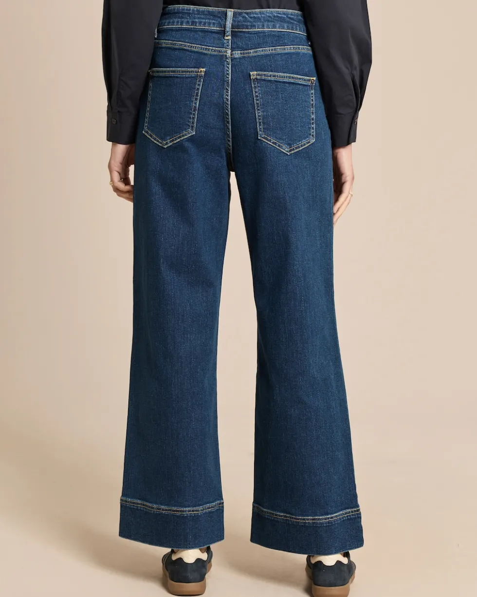 Jeanshose mit Teilungsnaht