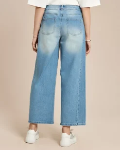 Jeanshose mit vorverlegter Seitennaht