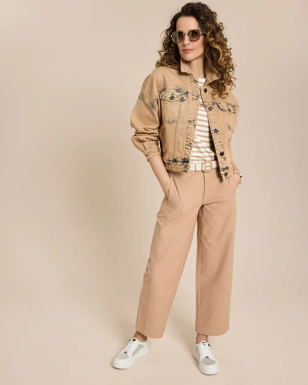 Jeansjacke mit überschnittener Schulter
