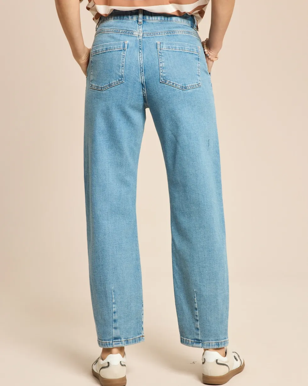 Jeans mit Kontrastdetails