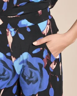 Jerseyhose mit modischem Rosendruck