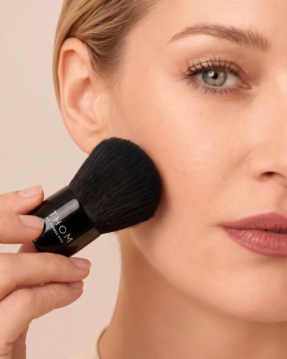 Kabuki Brush + Pouch