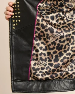 Lederjacke mit Nieten