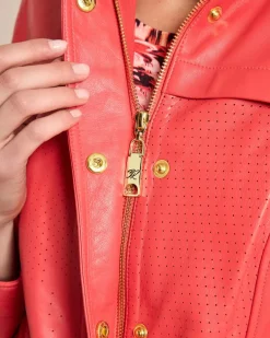 Lederjacke mit Perforierungsdetails