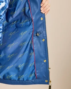 Lederjacke mit Perforierungsdetails