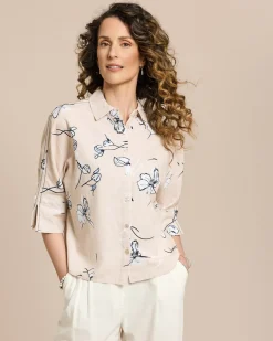 Leinen-Bluse mit Schmuckkette