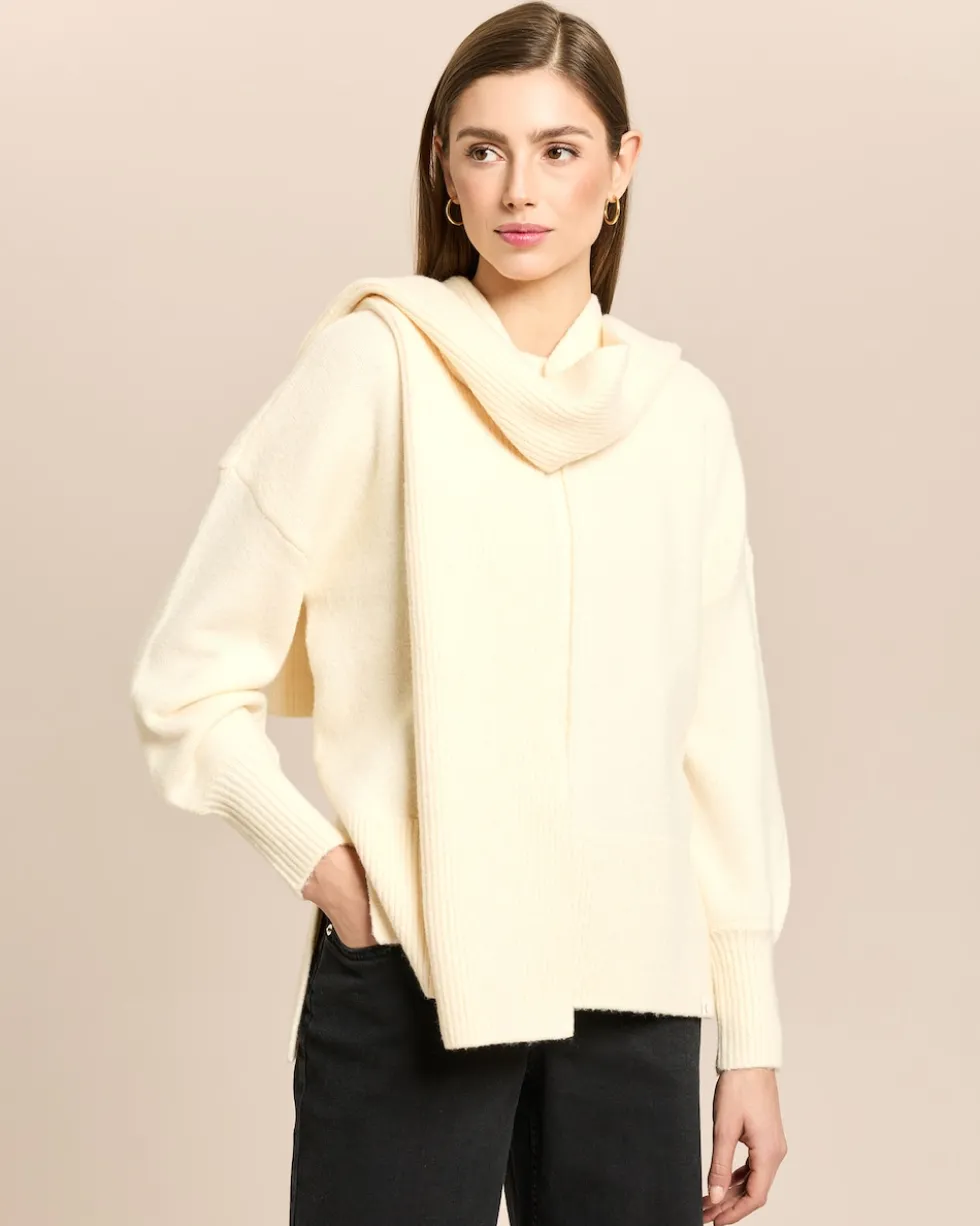 Longpullover mit Kapuzenschal