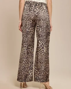 Marlenehose mit Animaldruck