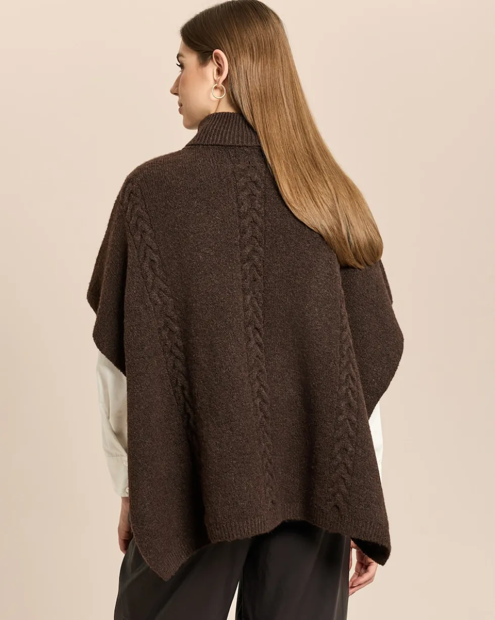 Poncho gestrickt