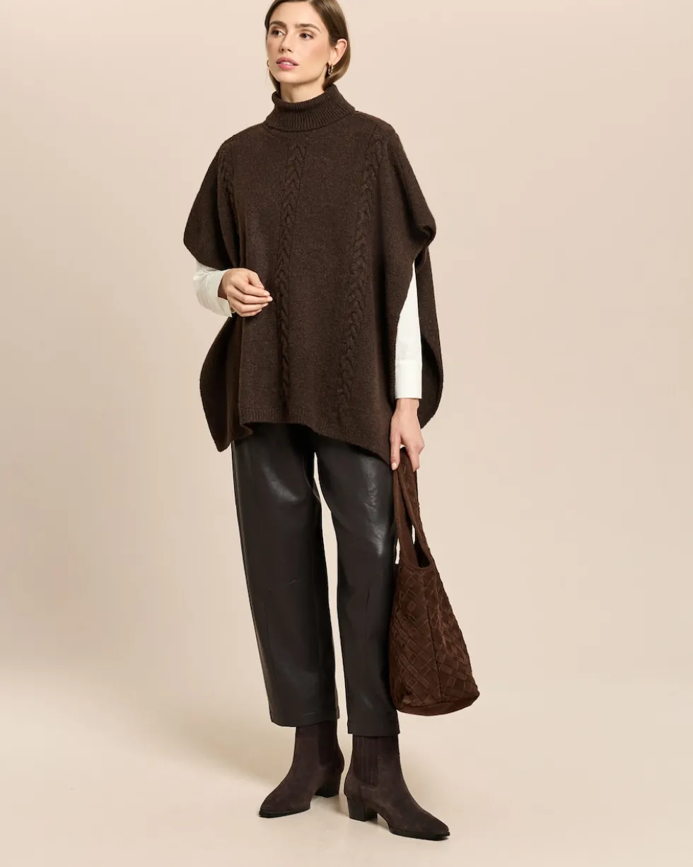 Poncho gestrickt