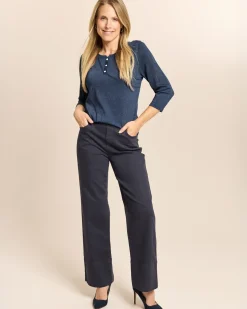 Pullover mit Blüten-Deko
