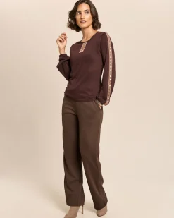 Pullover mit Glanzgarn und Nieten