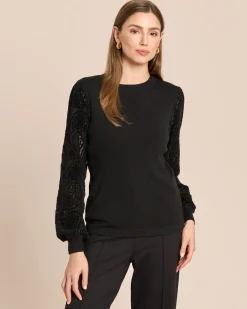 Pullover mit Samtapplikationen