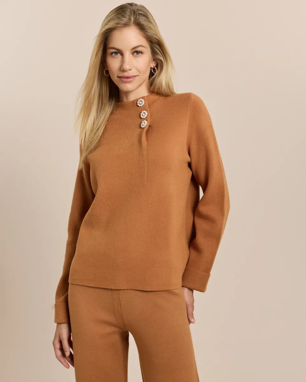 Pullover mit Stehkragen und Knöpfen