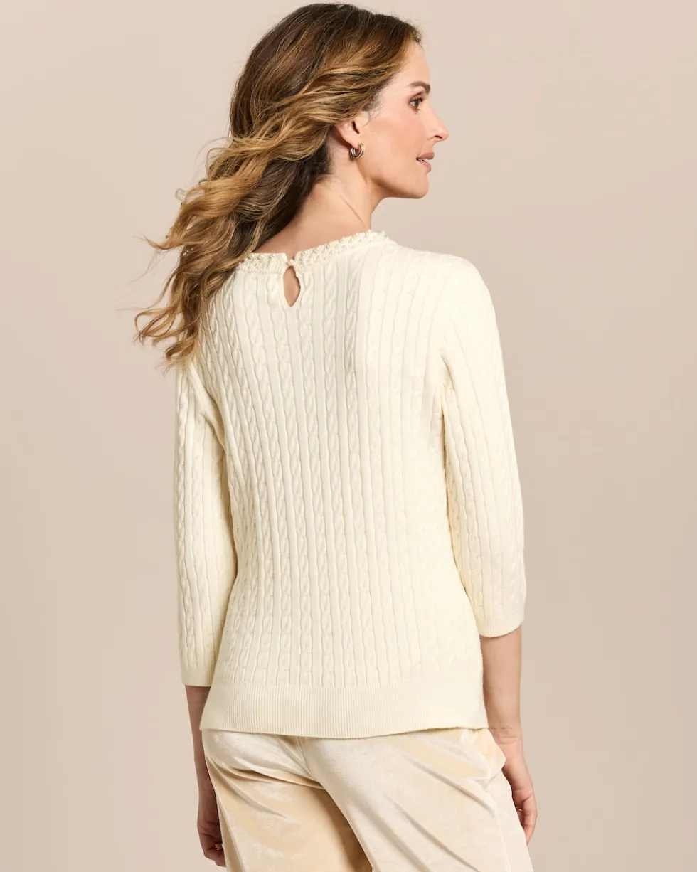 Pullover mit Zopfmuster und Perlendeko