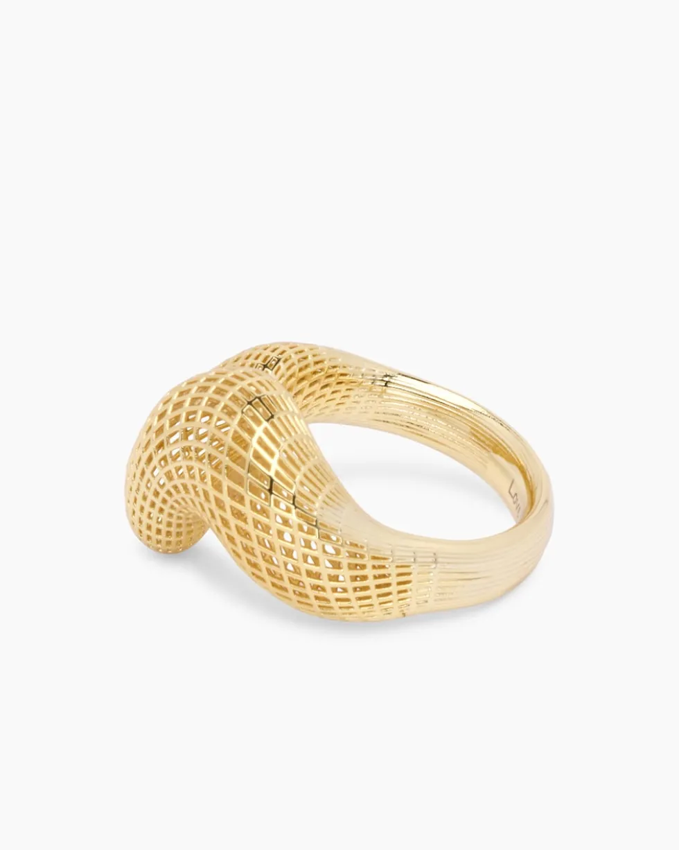 Ring im modischen Design