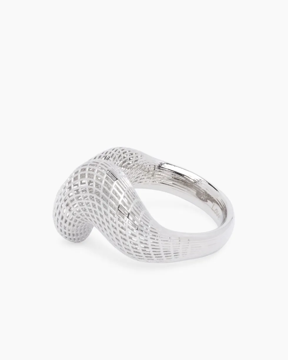 Ring im modischen Design