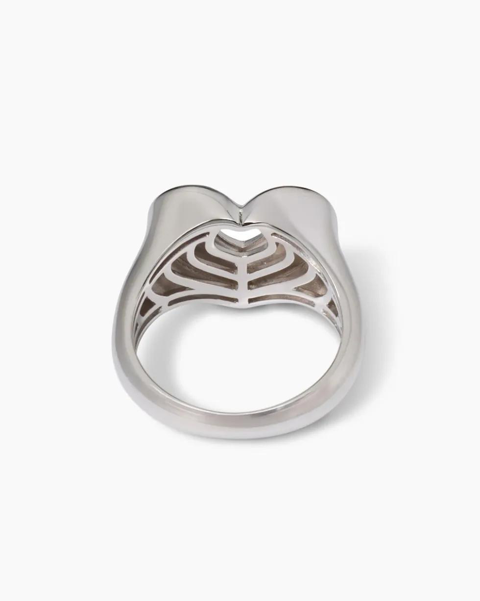 Ring in Herzform