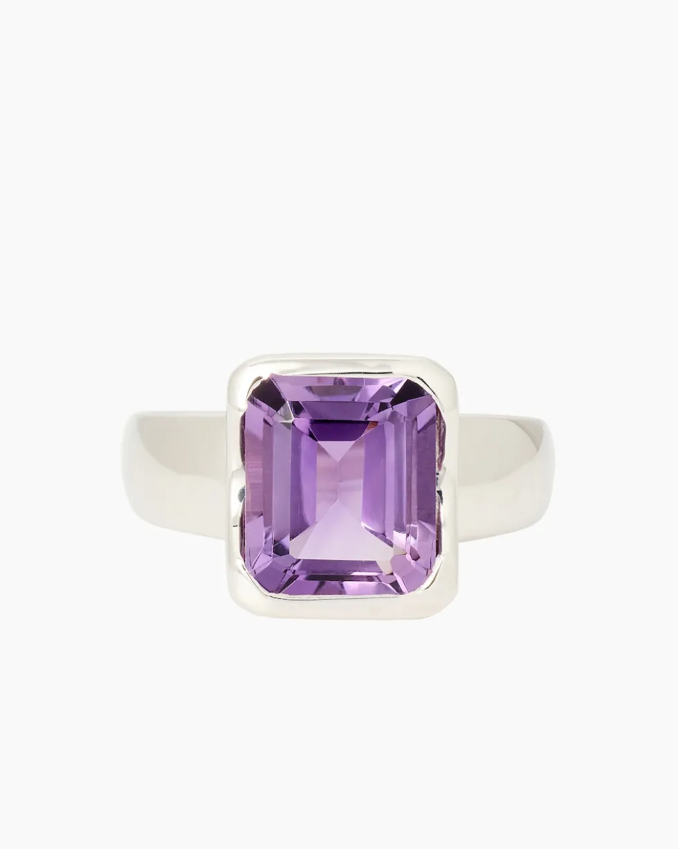 Ring mit Amethyst