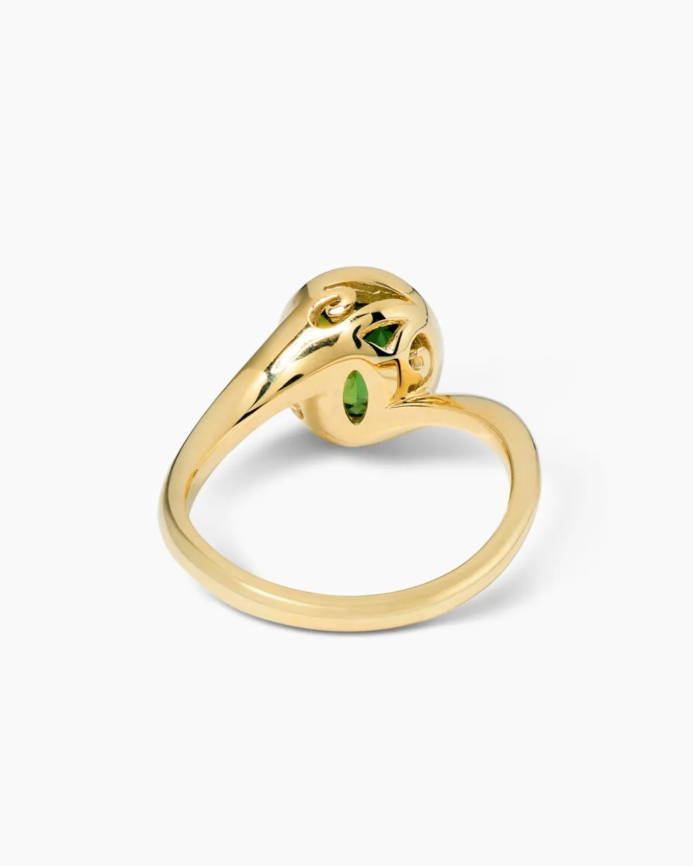 Ring mit Chromapatit