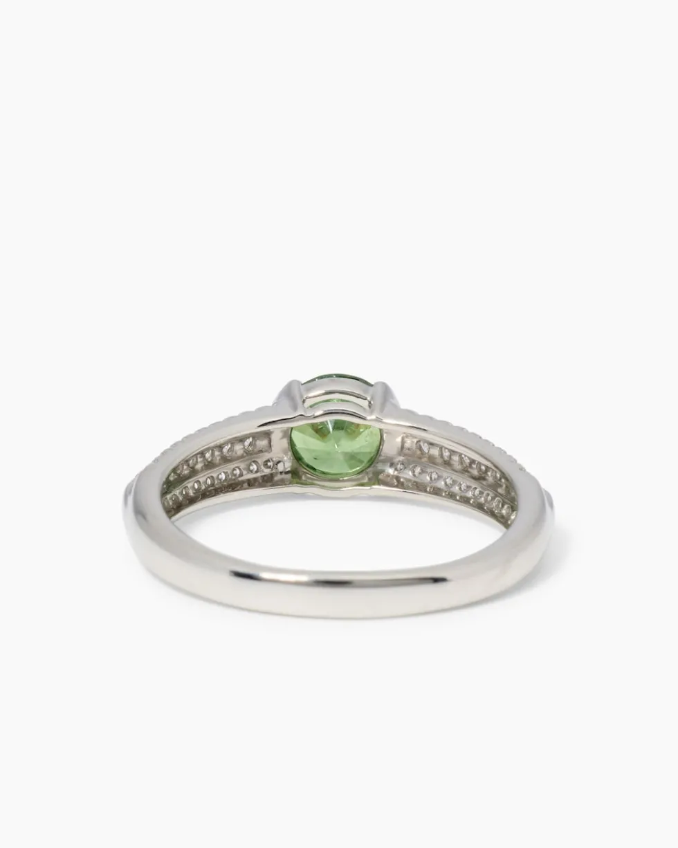 Ring mit Demantoid & Brillanten