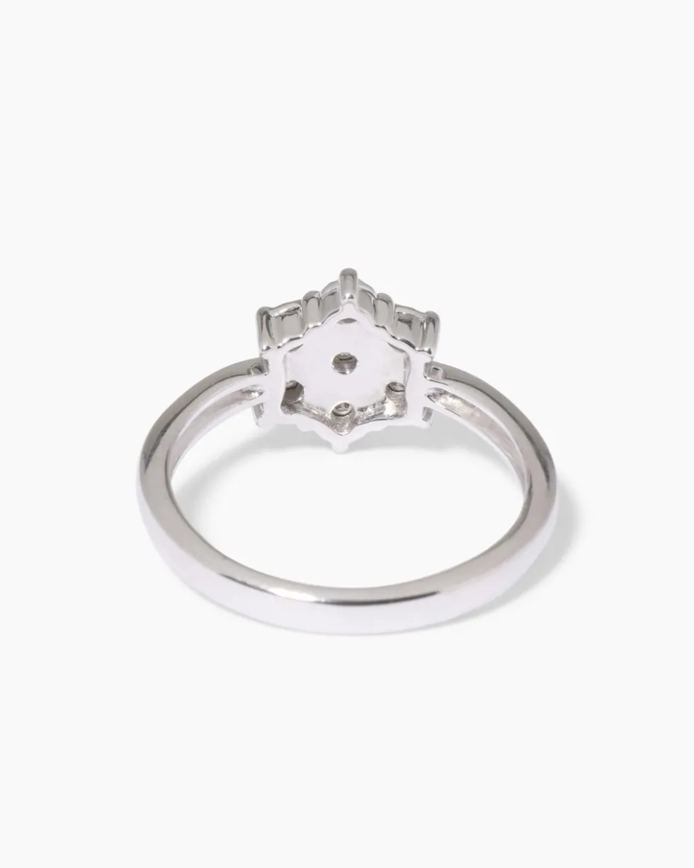 Ring mit Diamanten