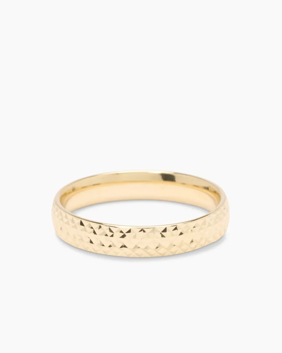 Ring mit diamantierter Oberfläche