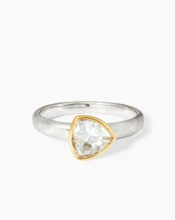 Ring mit Hyalith Opal