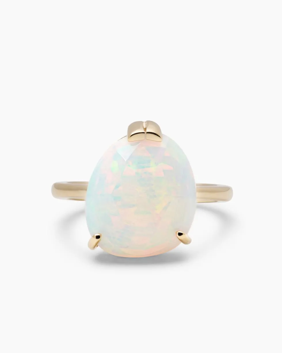 Ring mit Kristallopal