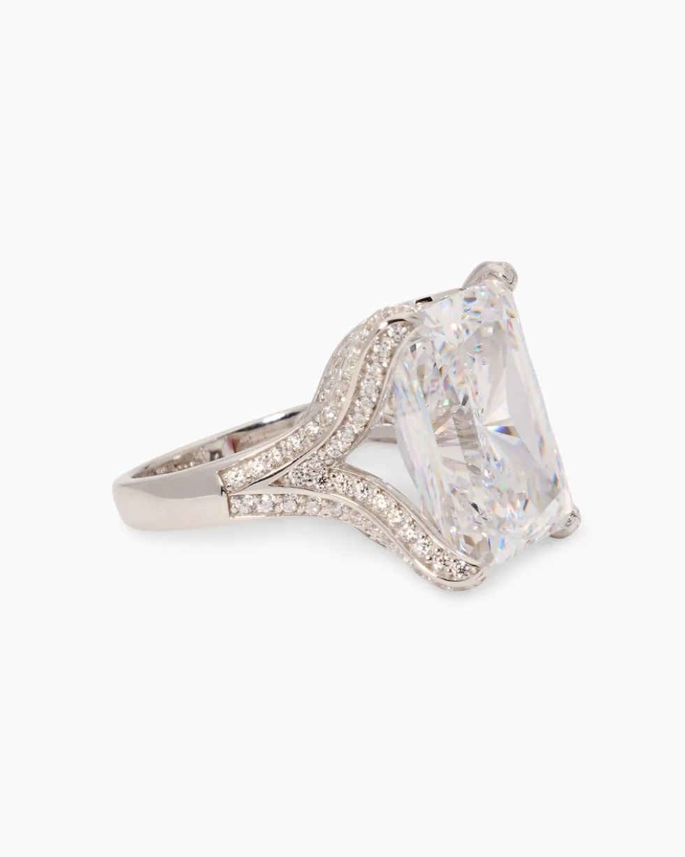Ring mit Zirkonia