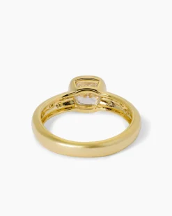 Ring mit Zirkonia