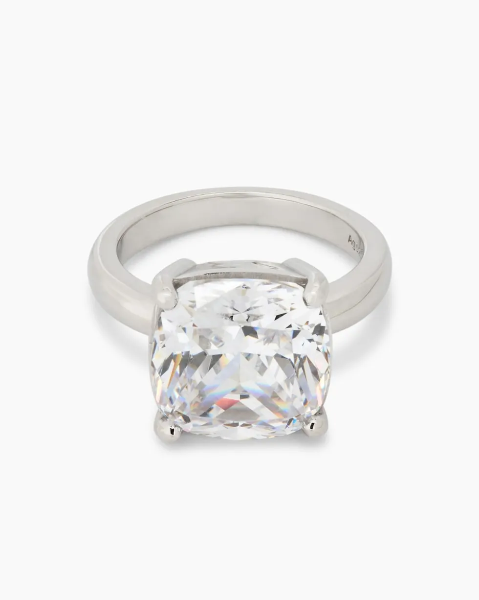 Ring mit Zirkonia im Elisabeth Cut