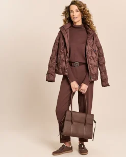 Rollkragenpullover mit Schlitz am Arm