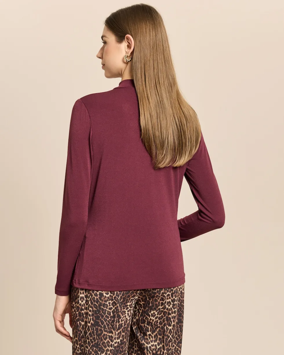 Shirt mit drapiertem Ausschnitt