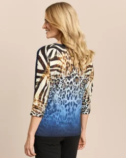 Shirt mit Exklusivdruck und Strass