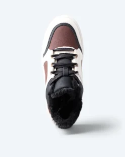 Sneaker mit Fell
