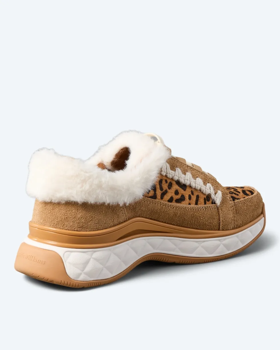 Sneaker mit Felleinsatz